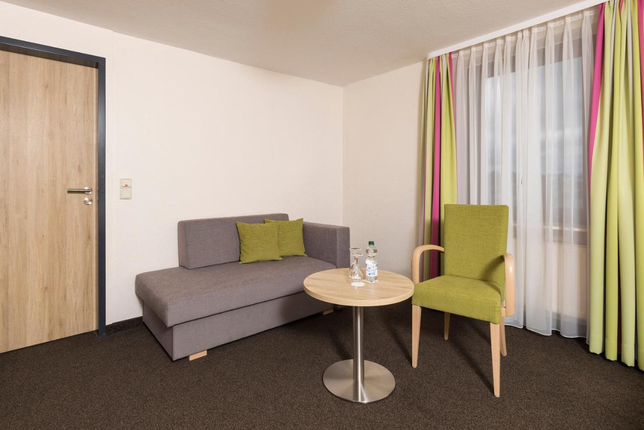 Landhotel Wolf-Mertes Sessenbach Екстер'єр фото